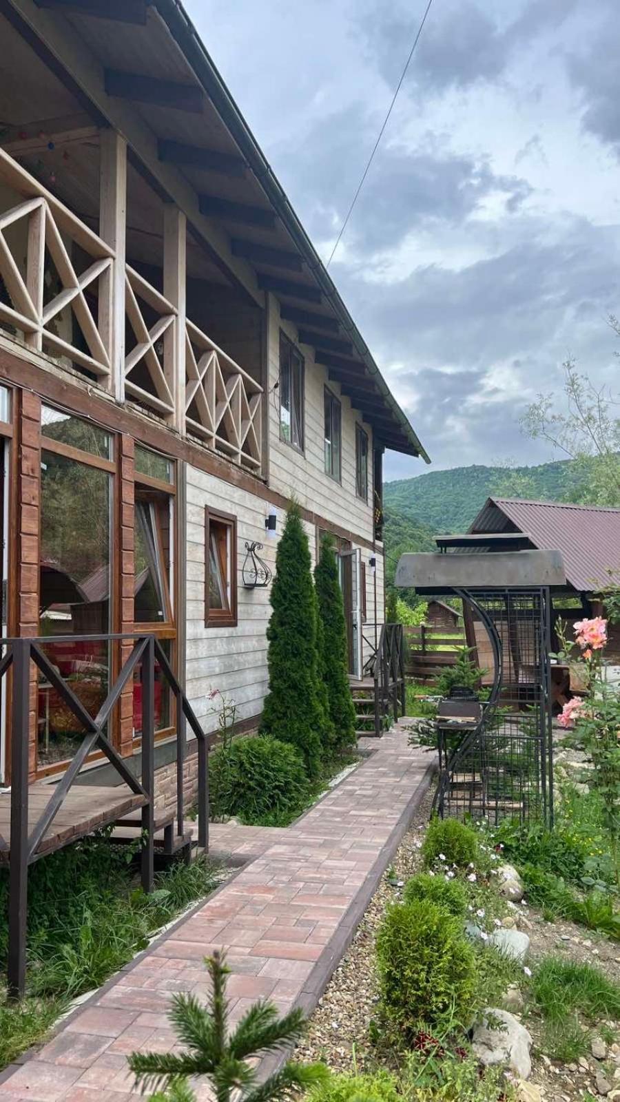 Rimma Шешори З Чаном Та Сауною Apartment Exterior photo